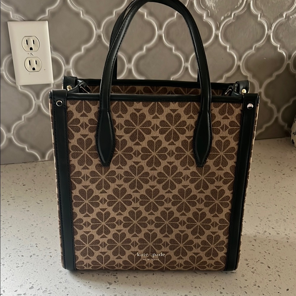 Kate Spade coated canvas north southTote Bag - Picture 3 of 7